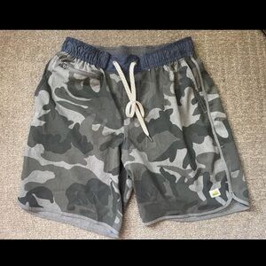 Vuori Men’s Camouflage Drawstring Shorts